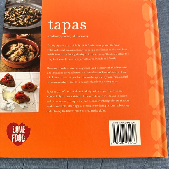 Tapas cookbook, easy Spanish recipes. New condition, hardcover - Picture 2 of 7
